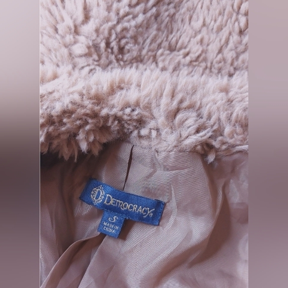 Democracy Teddy Coat Faux Fur Open Front Size Small Cozy Comfy Soft Lined - Picture 6 of 10